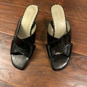 Liz Claiborne Criss Cross wedge platform sandal black  and cork Size 6.5.